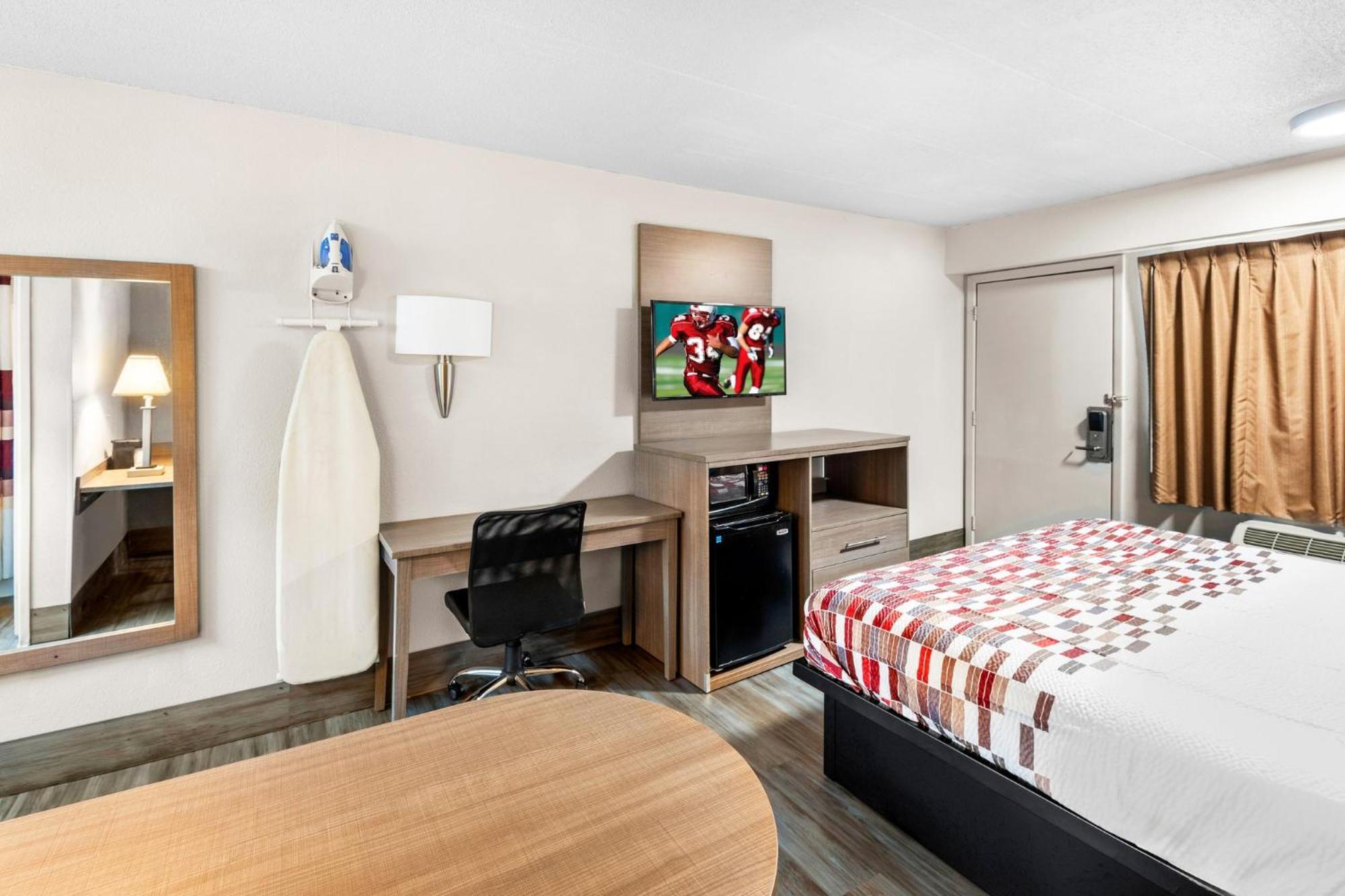 Red Roof Inn Indianapolis North - College Park Ngoại thất bức ảnh