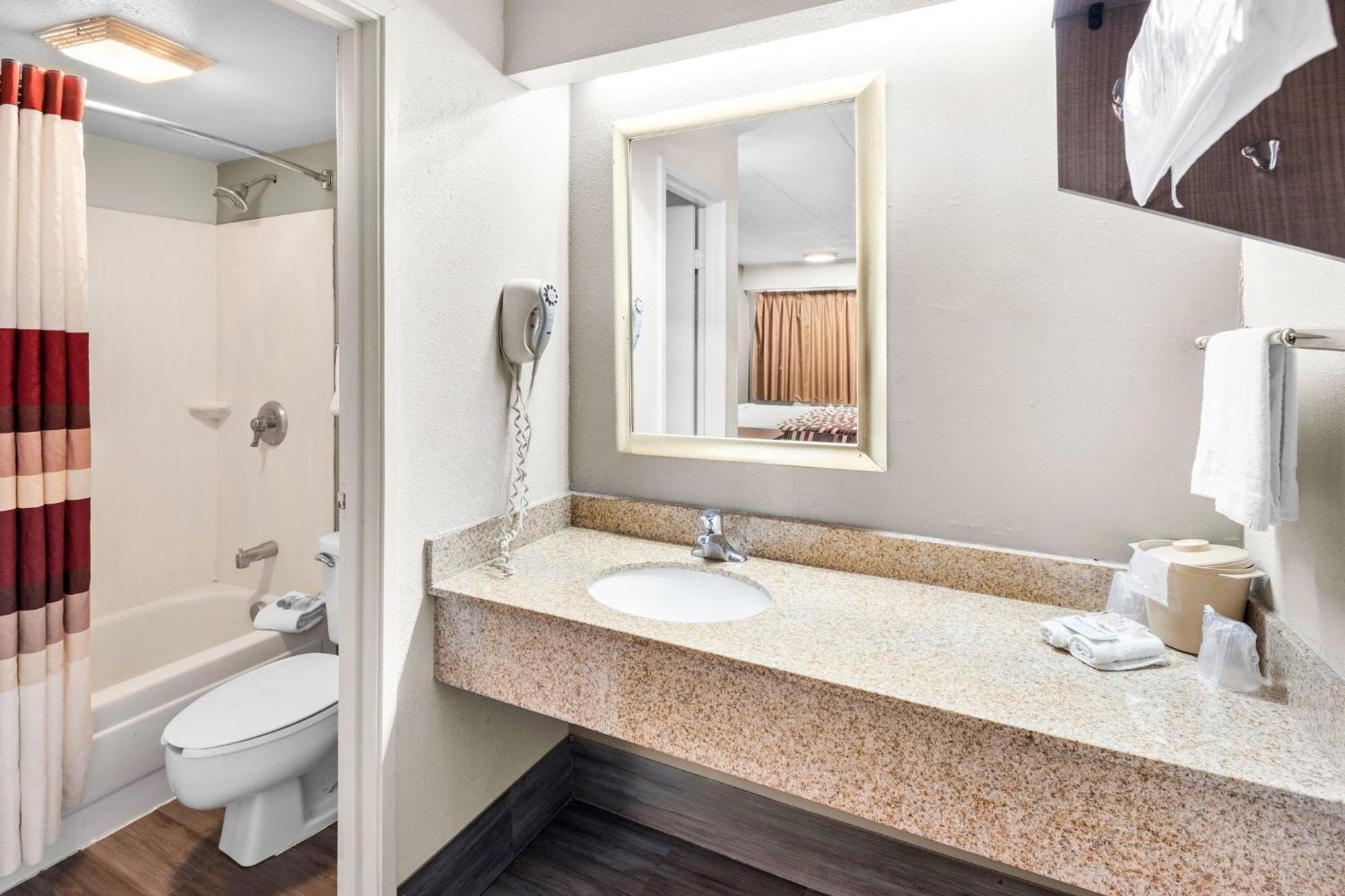 Red Roof Inn Indianapolis North - College Park Ngoại thất bức ảnh