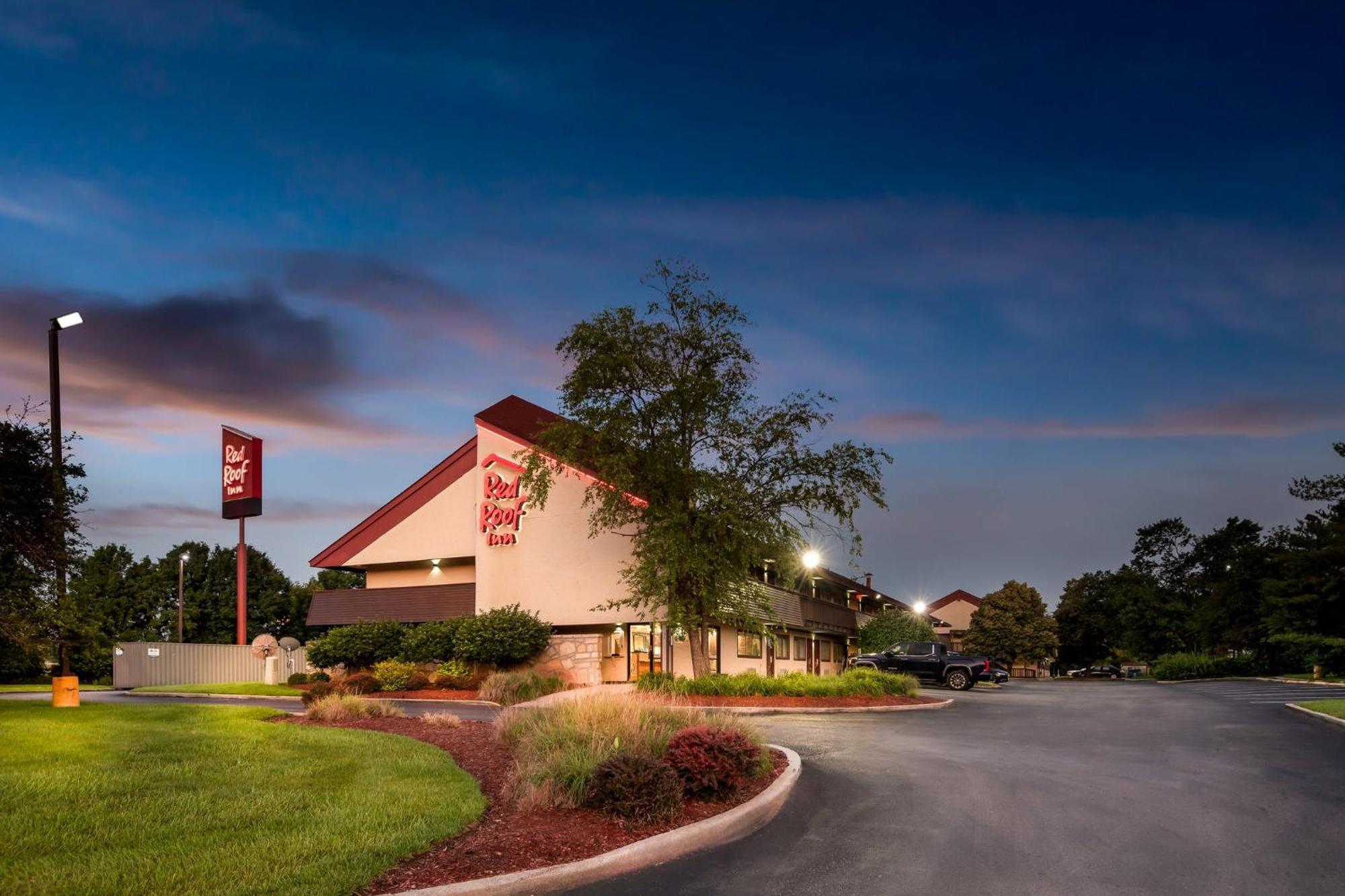 Red Roof Inn Indianapolis North - College Park Ngoại thất bức ảnh